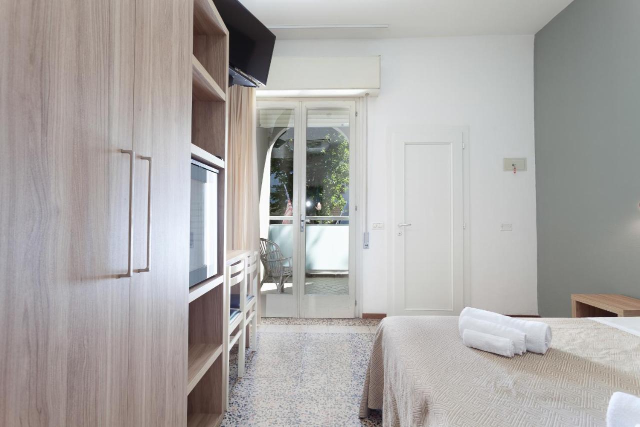 Hotel Admiral Cesenatico Luaran gambar