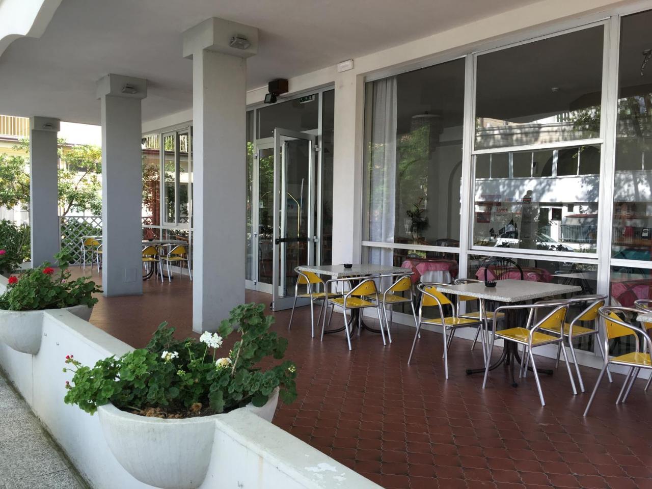 Hotel Admiral Cesenatico Luaran gambar