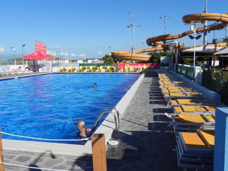 Hotel Admiral Cesenatico Luaran gambar
